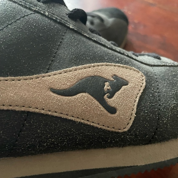 Kangaroo retro shoes , size 10.5 - Picture 6 of 7
